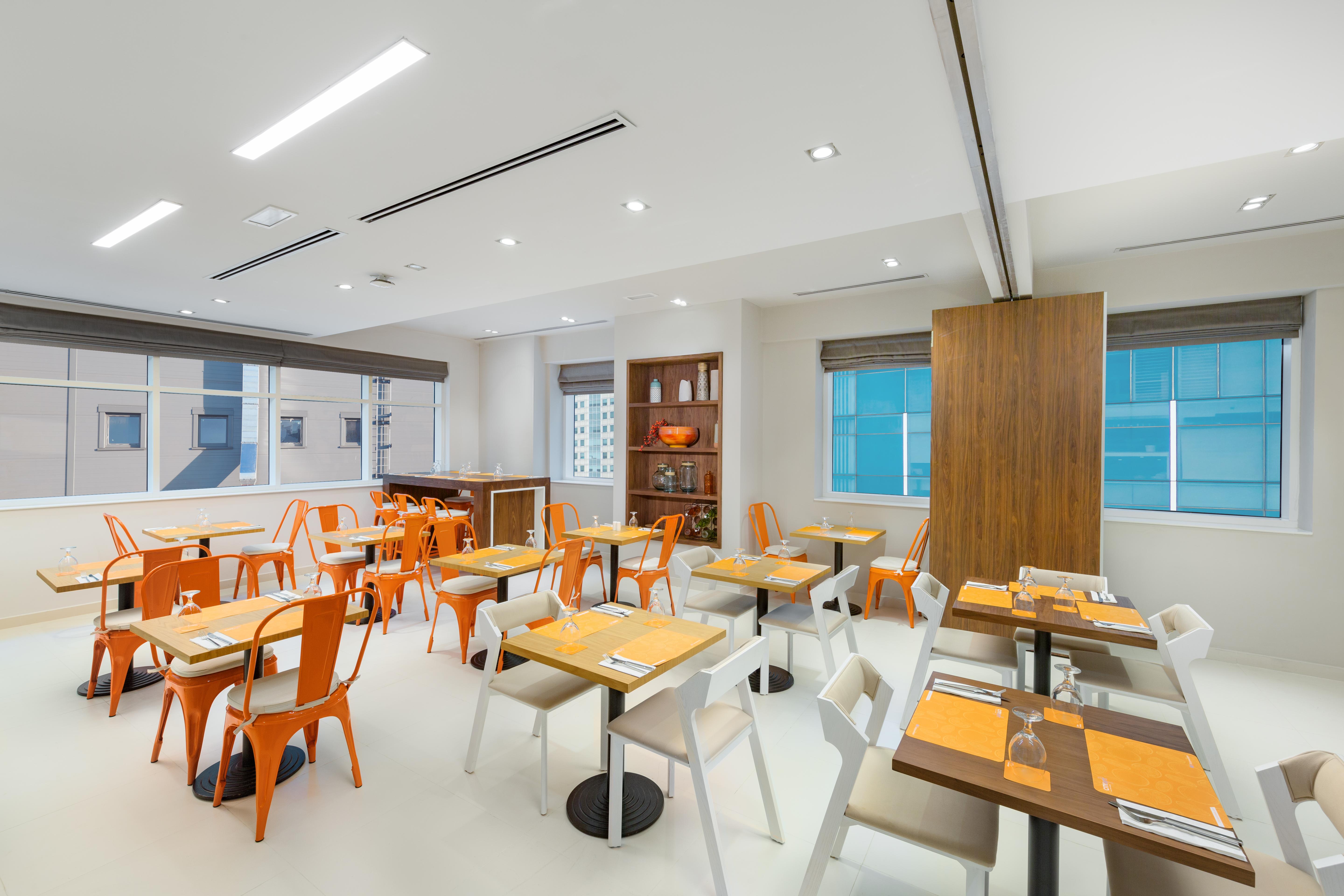 Citymax Hotel Al Barsha Дубай Экстерьер фото