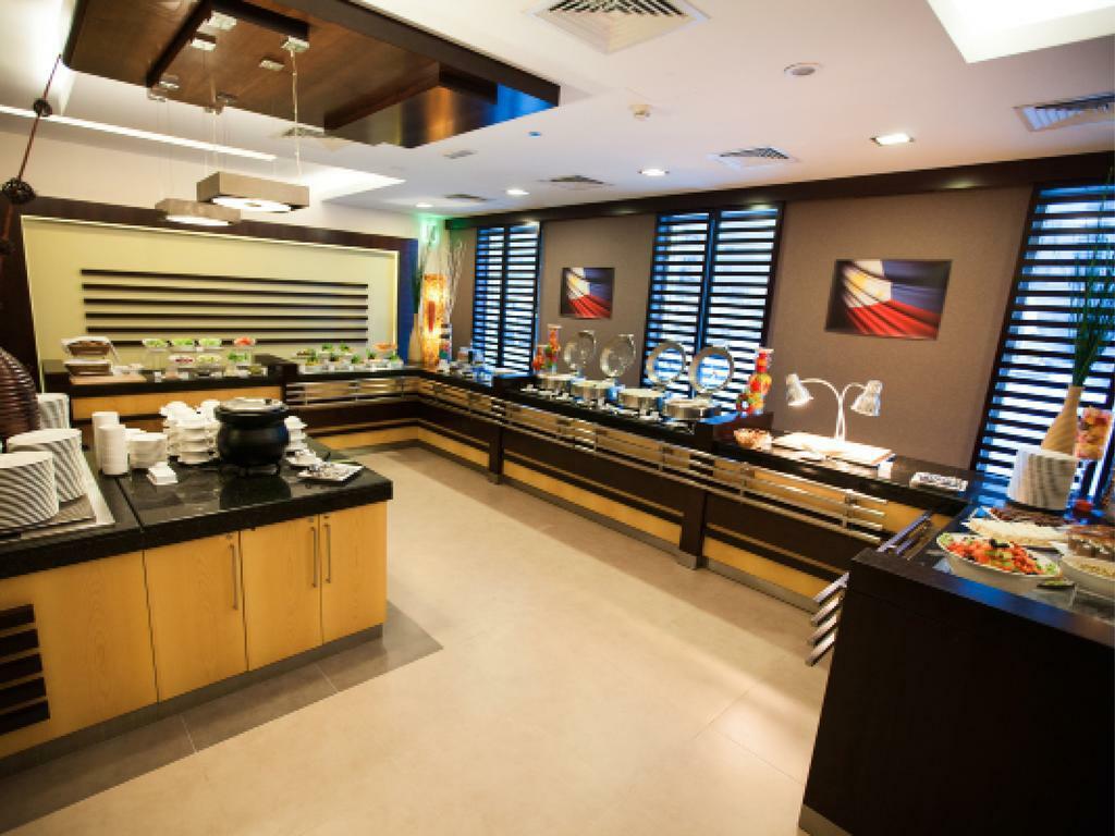 Citymax Hotel Al Barsha Дубай Экстерьер фото